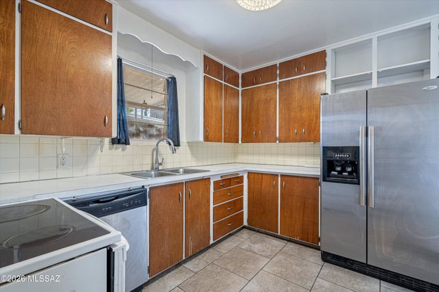 4126 E Lester Street, Tucson, AZ 85712