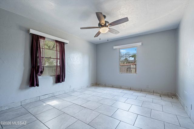 4126 E Lester Street, Tucson, AZ 85712
