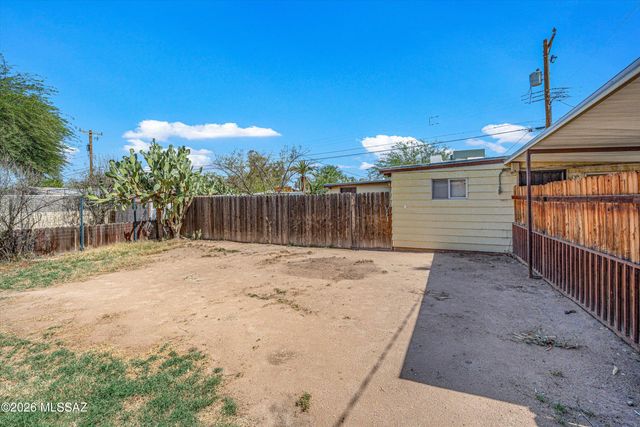 4126 E Lester Street, Tucson, AZ 85712