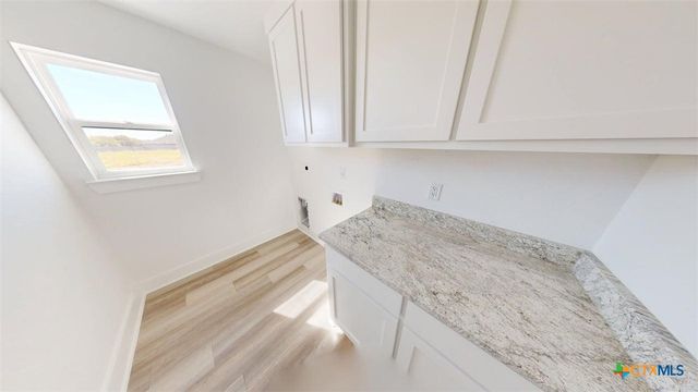 313 Shadbush Drive, Nolanville, TX 76559