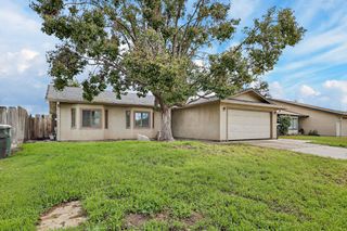 1435 Hammatt Ave, Livingston, CA 95334
