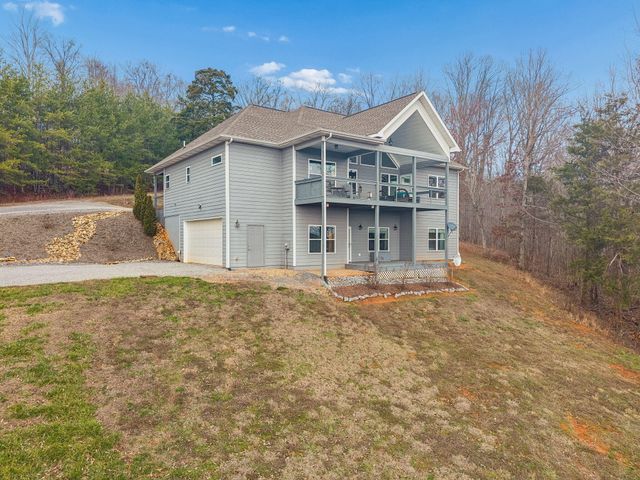 416 County Road 754, Riceville, TN 37370