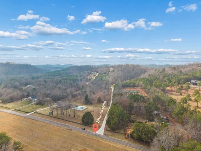 416 County Road 754, Riceville, TN 37370