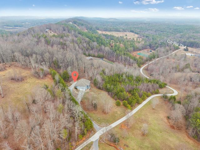 416 County Road 754, Riceville, TN 37370
