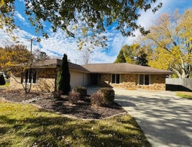 3805 Windswept Drive, Fort Wayne, IN 46815
