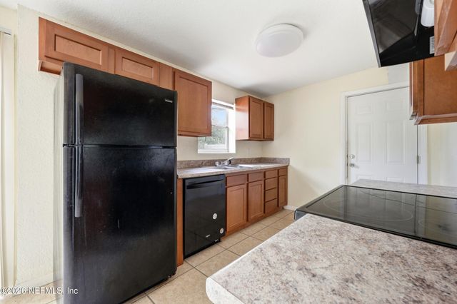 9410 GILCHRIST Court, Jacksonville, FL 32219