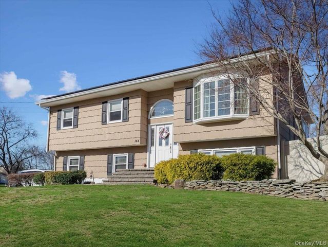 144 Sleepy Hollow Lane, Congers, NY 10920
