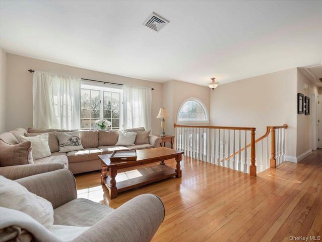 144 Sleepy Hollow Lane, Congers, NY 10920