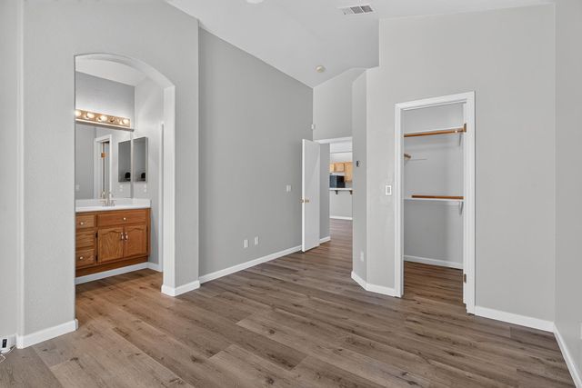 9109 W Trumbauer Way, Elk Grove, CA 95758