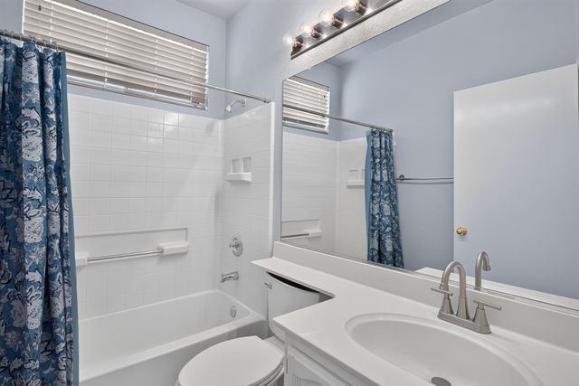 9109 W Trumbauer Way, Elk Grove, CA 95758