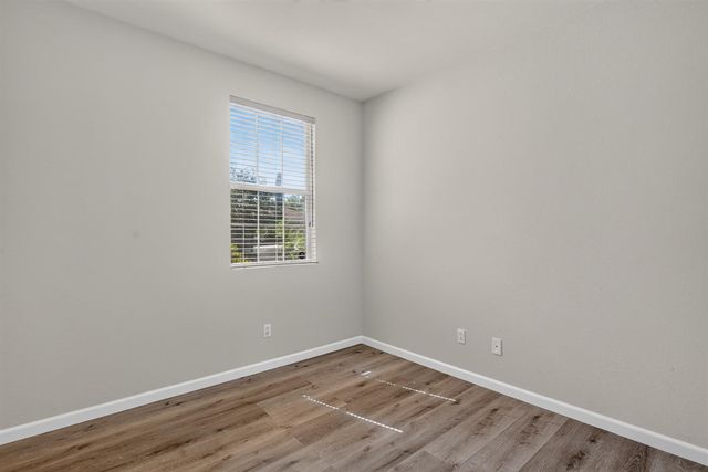 9109 W Trumbauer Way, Elk Grove, CA 95758