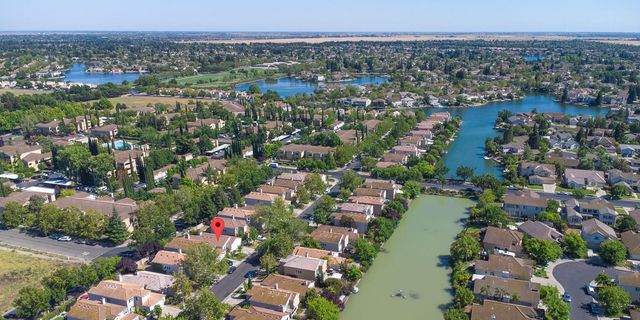 9109 W Trumbauer Way, Elk Grove, CA 95758
