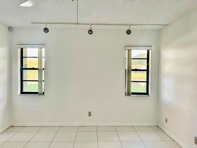 5819 Parkwalk Drive, Boynton Beach, FL 33472
