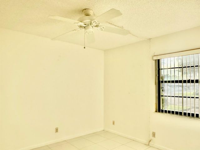 5819 Parkwalk Drive, Boynton Beach, FL 33472