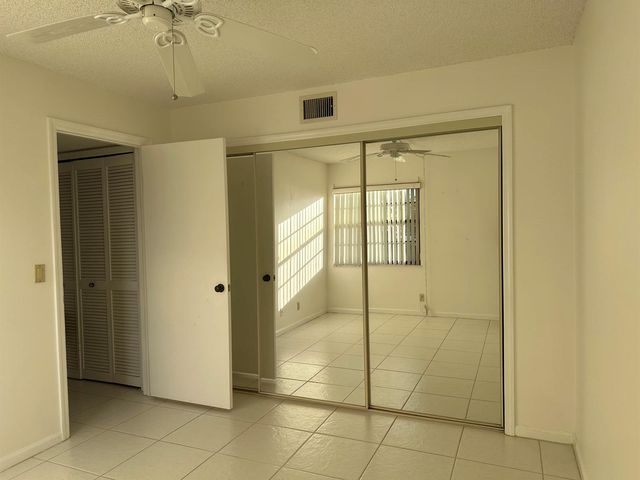 5819 Parkwalk Drive, Boynton Beach, FL 33472