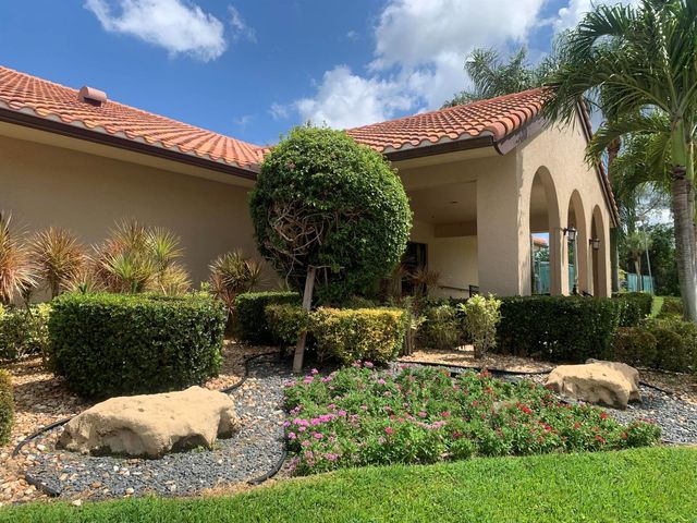 5819 Parkwalk Drive, Boynton Beach, FL 33472