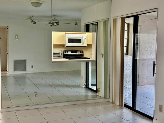 5819 Parkwalk Drive, Boynton Beach, FL 33472