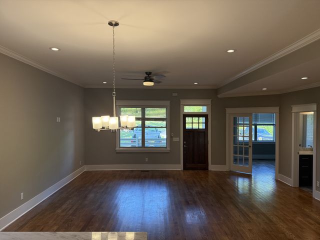 916 43rd Ave, N, Nashville, TN 37209