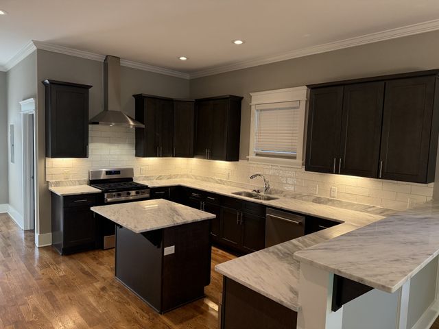 916 43rd Ave, N, Nashville, TN 37209