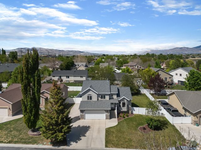 68 E SETTLER RD, Saratoga Springs, UT 84045