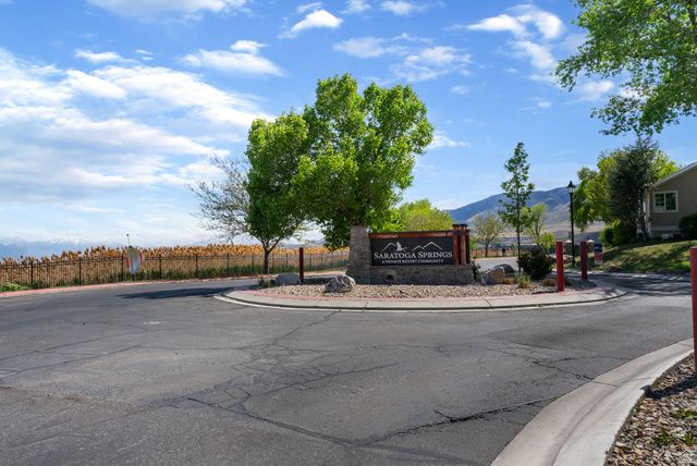68 E SETTLER RD, Saratoga Springs, UT 84045