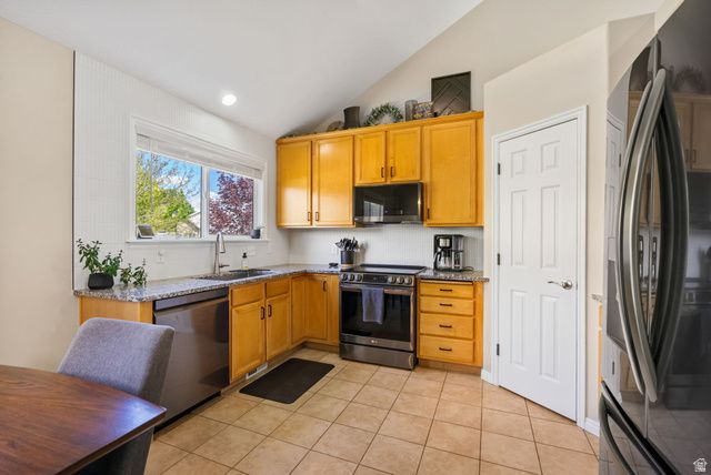 68 E SETTLER RD, Saratoga Springs, UT 84045