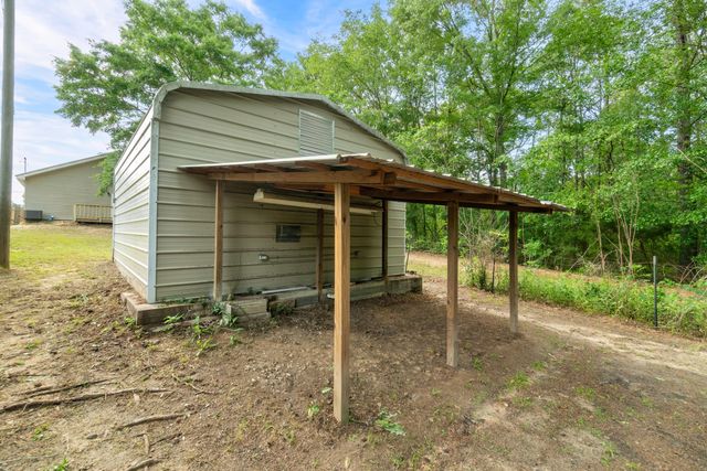 4586 Old Highway 11, Purvis, MS 39475