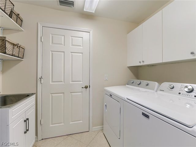 10610 Camarelle CIR, Fort Myers, FL 33913