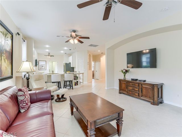 10610 Camarelle CIR, Fort Myers, FL 33913