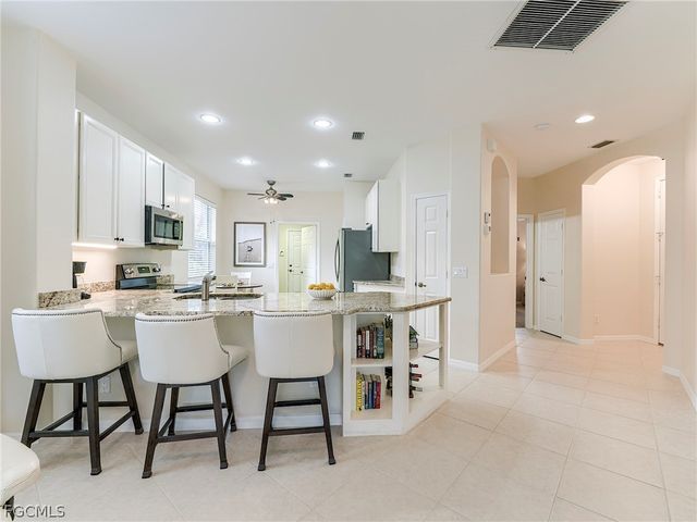 10610 Camarelle CIR, Fort Myers, FL 33913