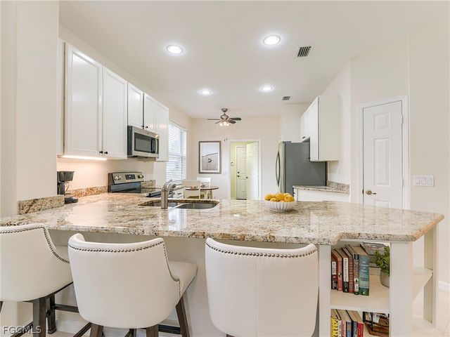 10610 Camarelle CIR, Fort Myers, FL 33913