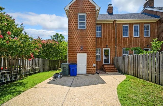 819 Botetourt GDNS, Norfolk, VA 23507