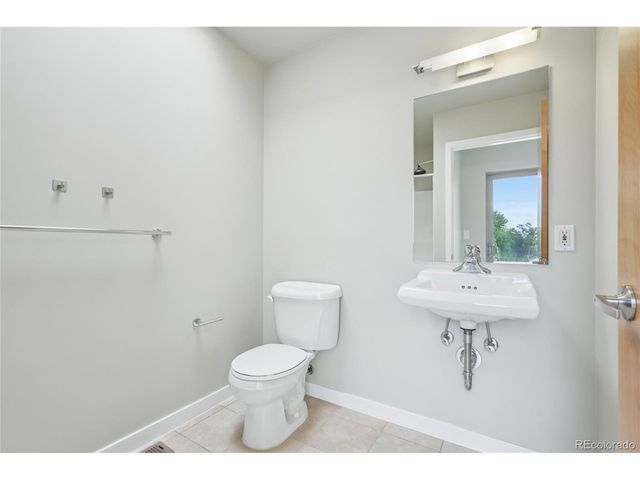 2501 Grove St 201, Denver, CO 80211