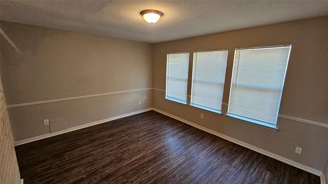 19522 Lake Hollow Lane, Houston, TX 77084