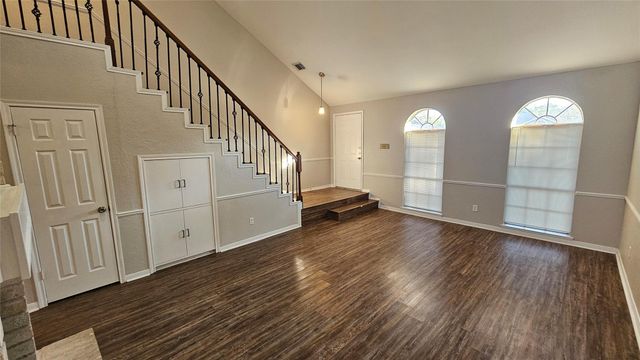 19522 Lake Hollow Lane, Houston, TX 77084