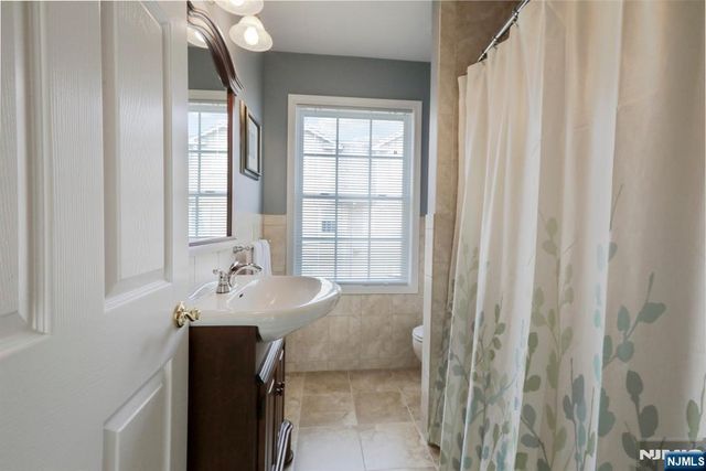308 Hamilton Place 21, Hackensack, NJ 07601