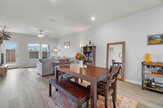 207 Greenbriar Drive, Princeton, TX 75071