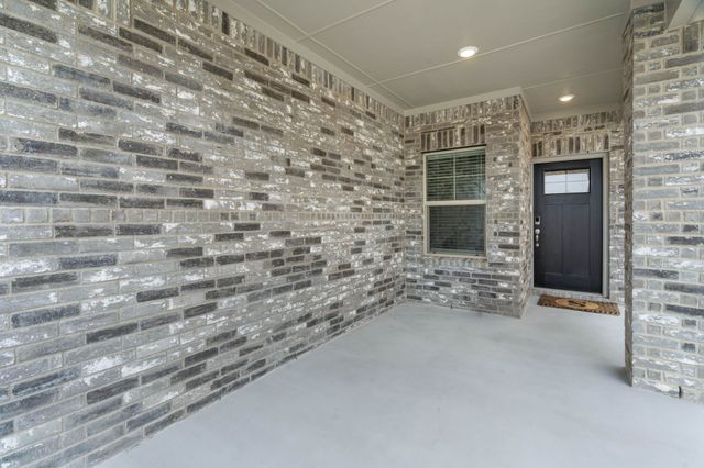 207 Greenbriar Drive, Princeton, TX 75071