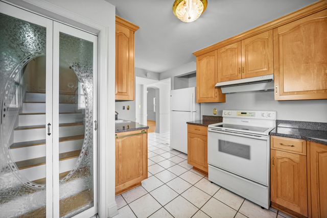 8240 Randolph Street, Crown Point, IN 46307
