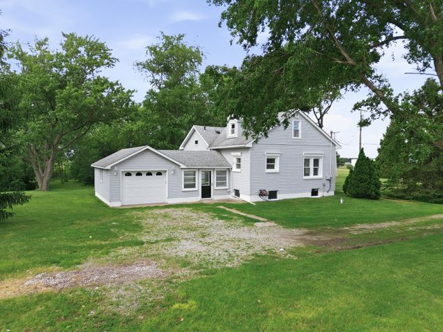 8240 Randolph Street, Crown Point, IN 46307
