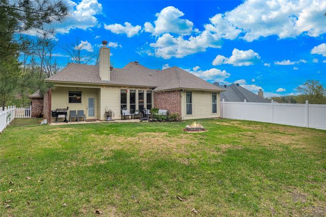 3792 Lakeside Drive, Shreveport, LA 71119