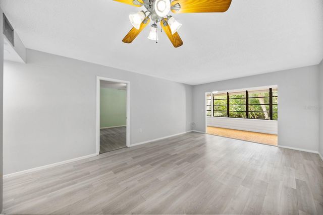 220 PINENEEDLE DRIVE 220, Bradenton, FL 34210