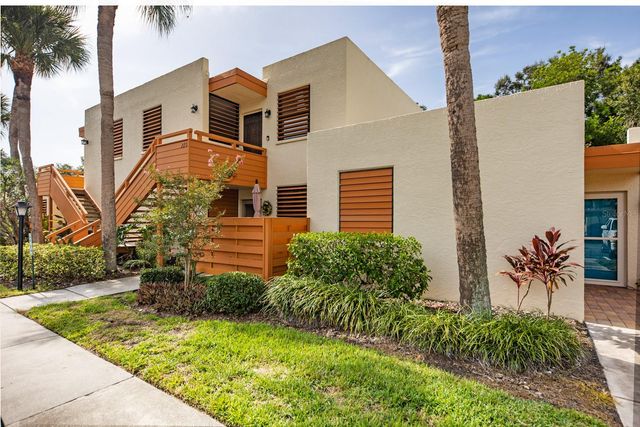 220 PINENEEDLE DRIVE 220, Bradenton, FL 34210
