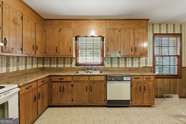 278 Oak Hill Road, Rockmart, GA 30153