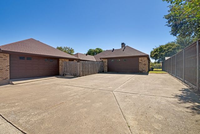 1505 Stonecrest Drive, Richardson, TX 75081