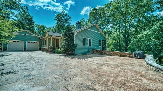 605 Owl Creek Road, Hiawassee, GA 30546