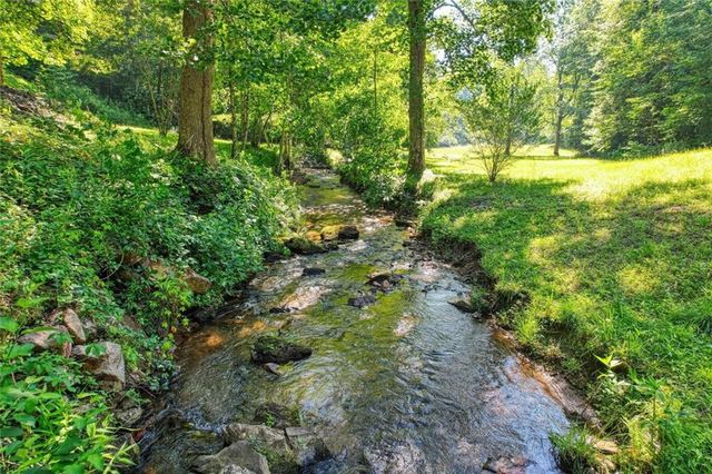 605 Owl Creek Road, Hiawassee, GA 30546