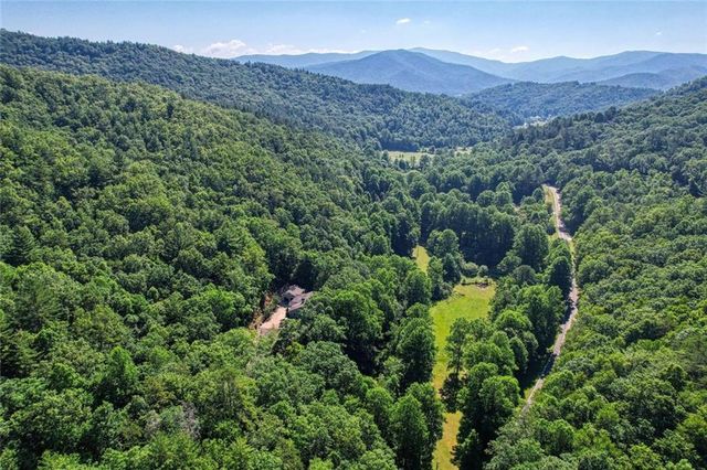 605 Owl Creek Road, Hiawassee, GA 30546