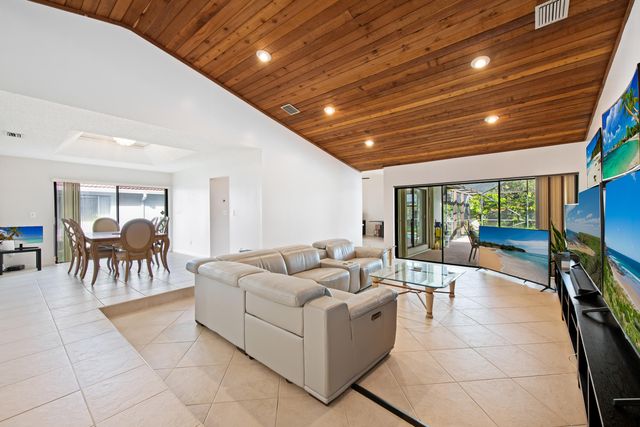 10960 NW 17th Place, Coral Springs, FL 33071