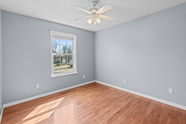 2065 W Buena Vista Street, Springfield, MO 65810